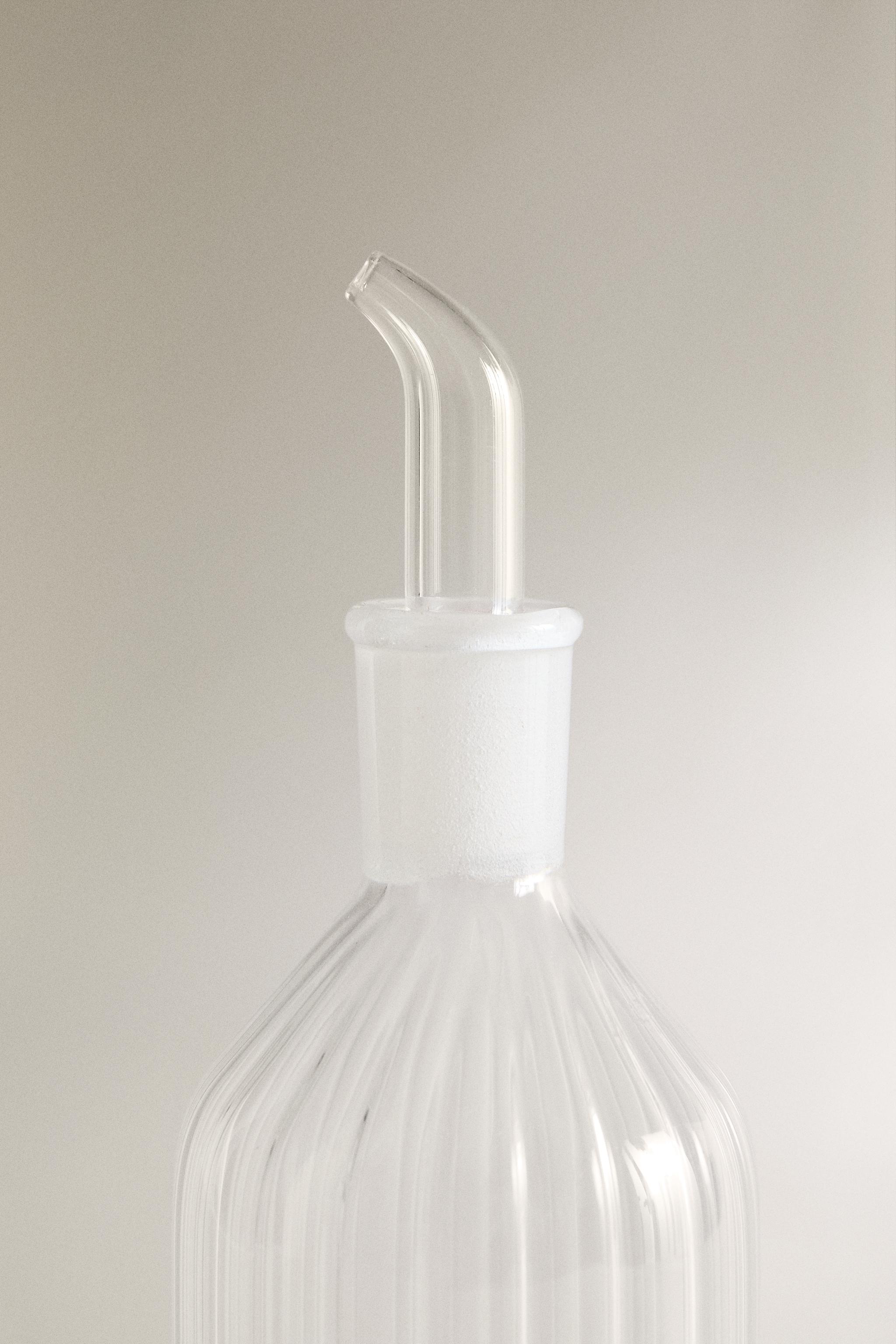 ROUND BOROSILICATE GLASS CRUET